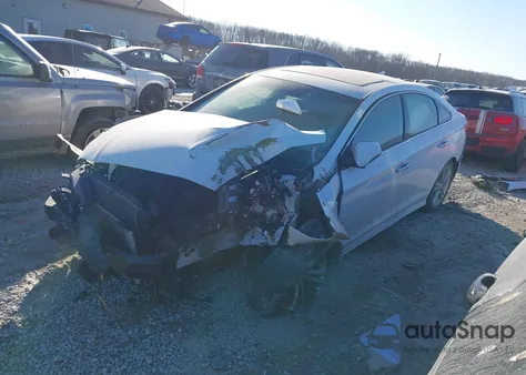 2018 Hyundai Sonata Limited z USA, uszkodzony, nr VIN 5NPE34AF9JH644821